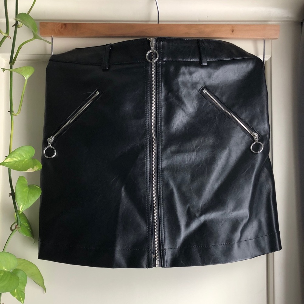Black Zip-Up Leather Skirt